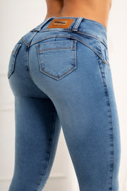 Jeans Levanta Pompa Kendall con Bolsas
